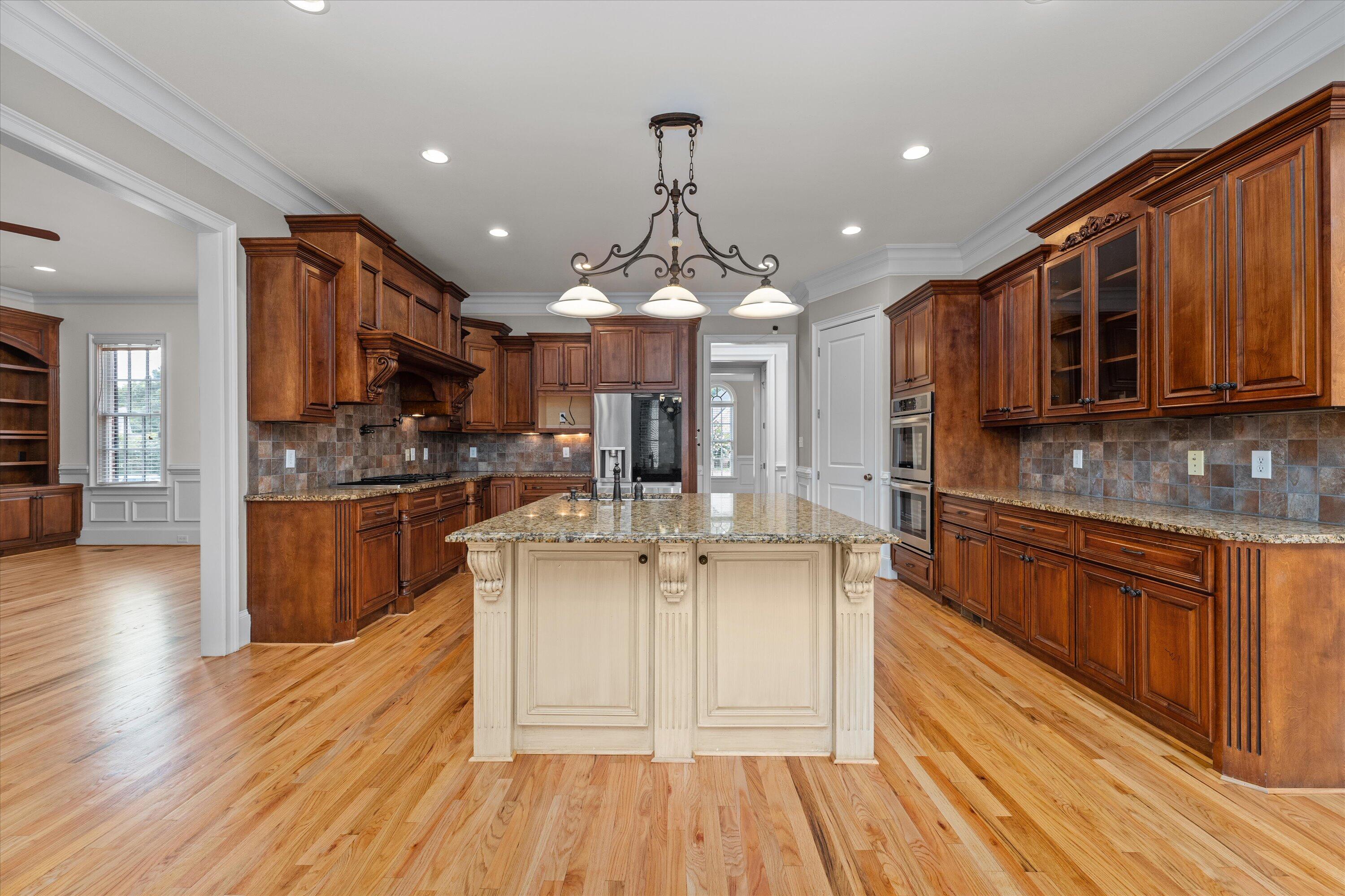 411 Headgate Drive