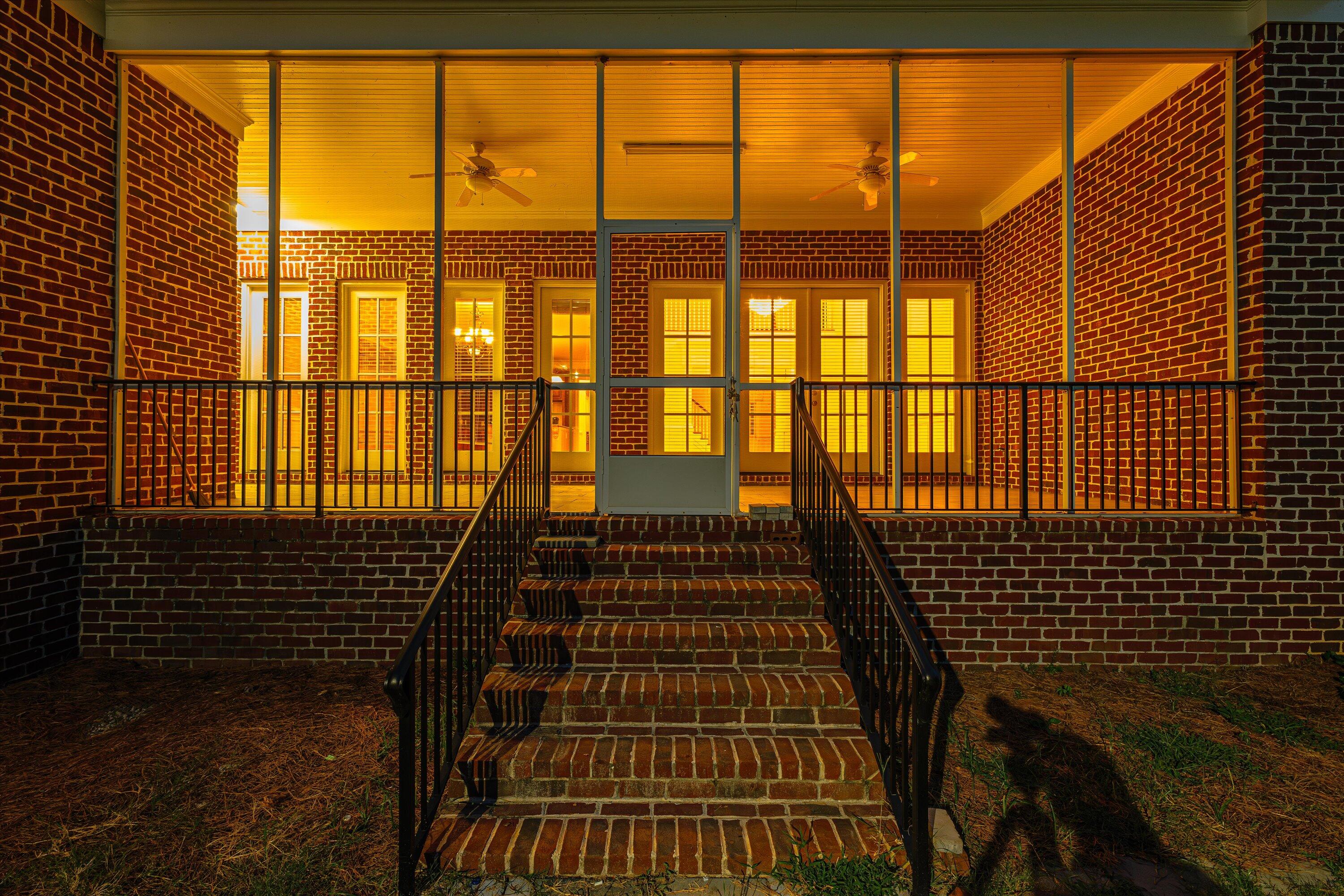411 Headgate Drive