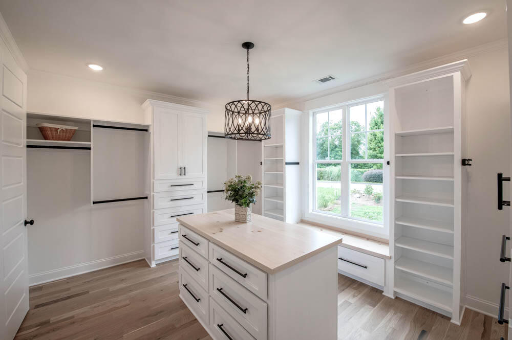 601 Morris Run