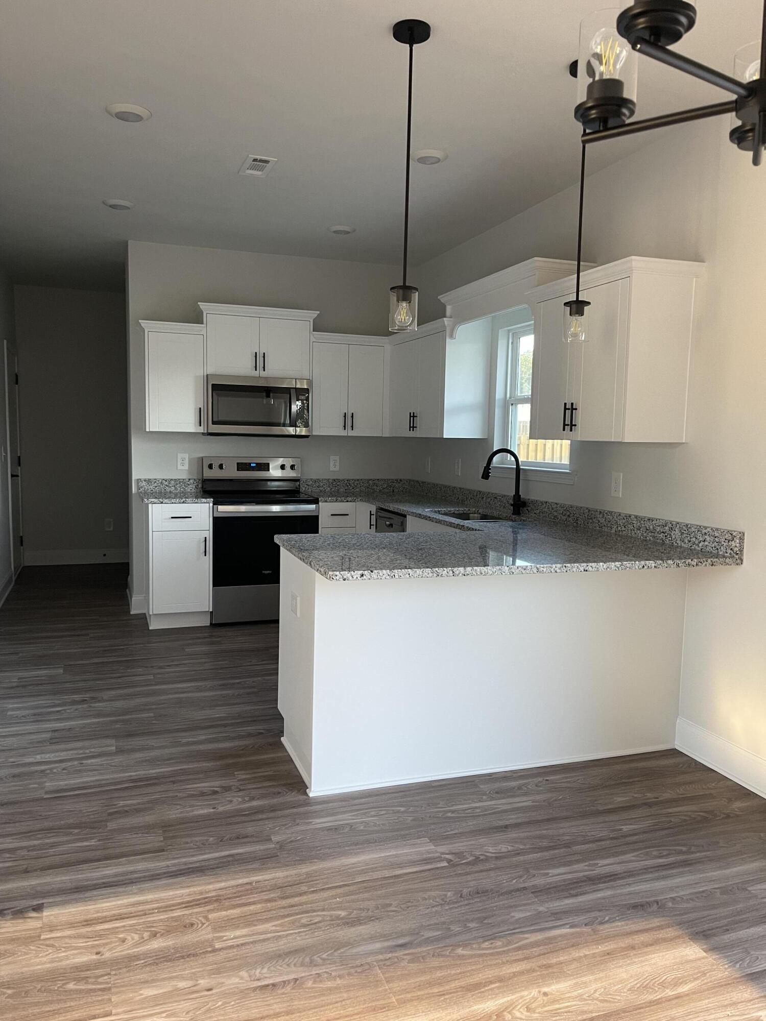 906 Sweetgrass Circle