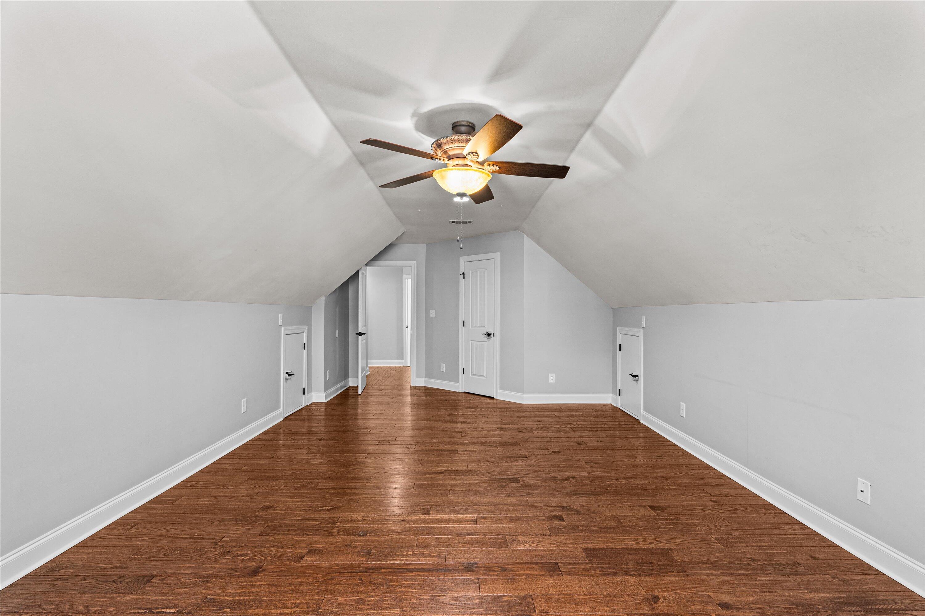 1008 Kalmia Circle