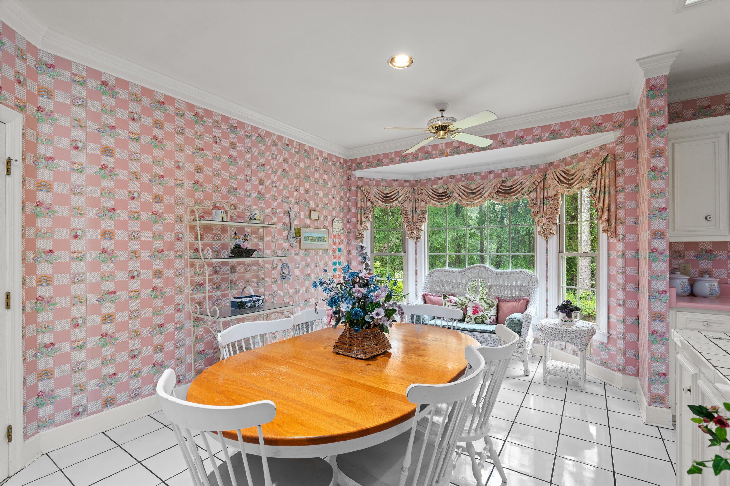 714 Jones Creek