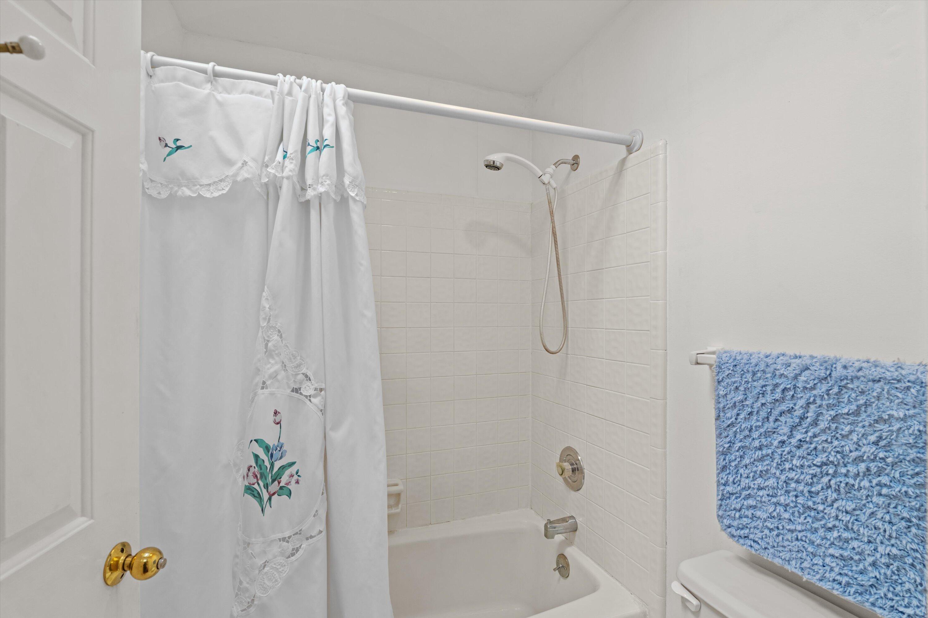 714 Jones Creek