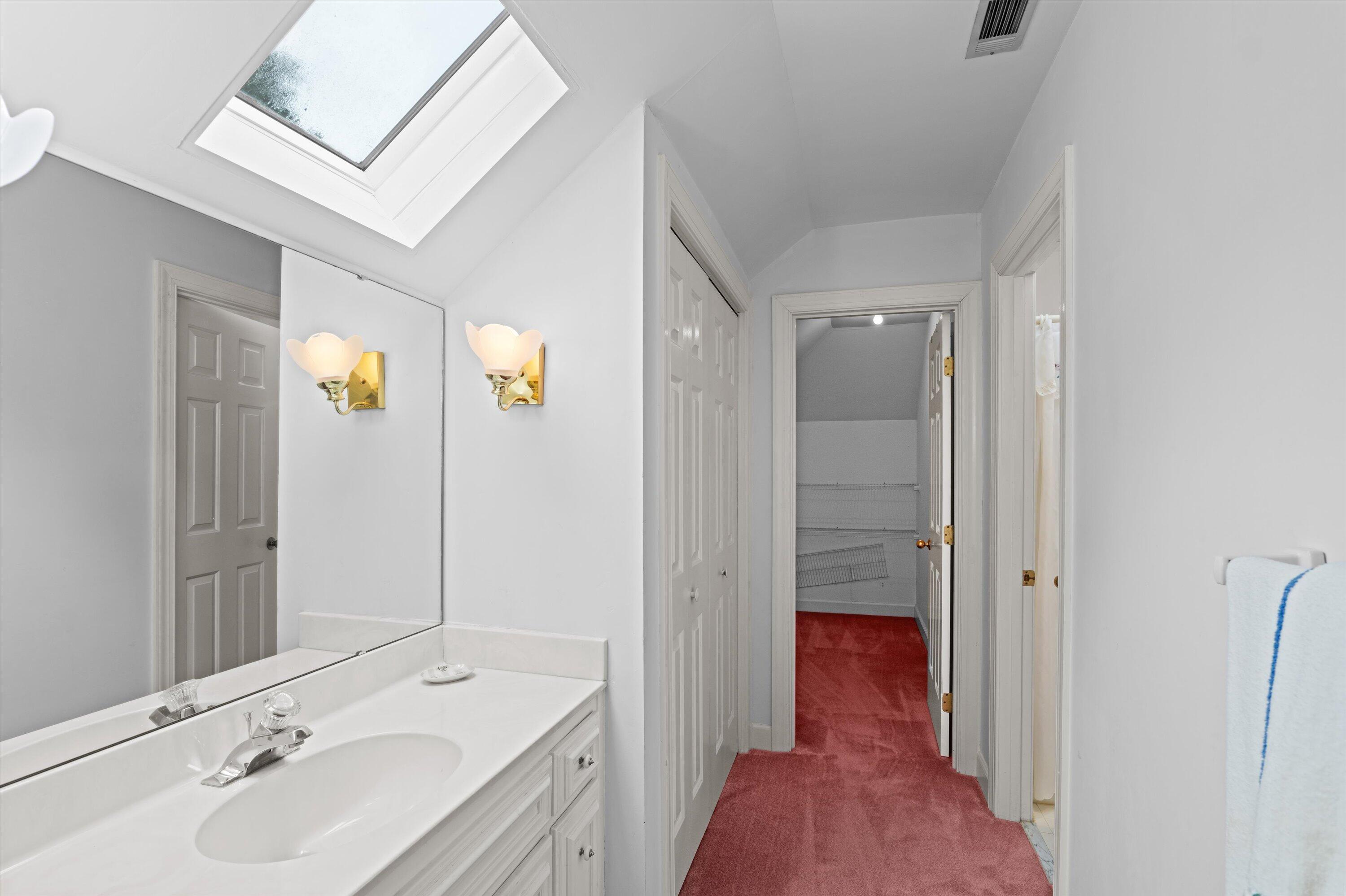 714 Jones Creek
