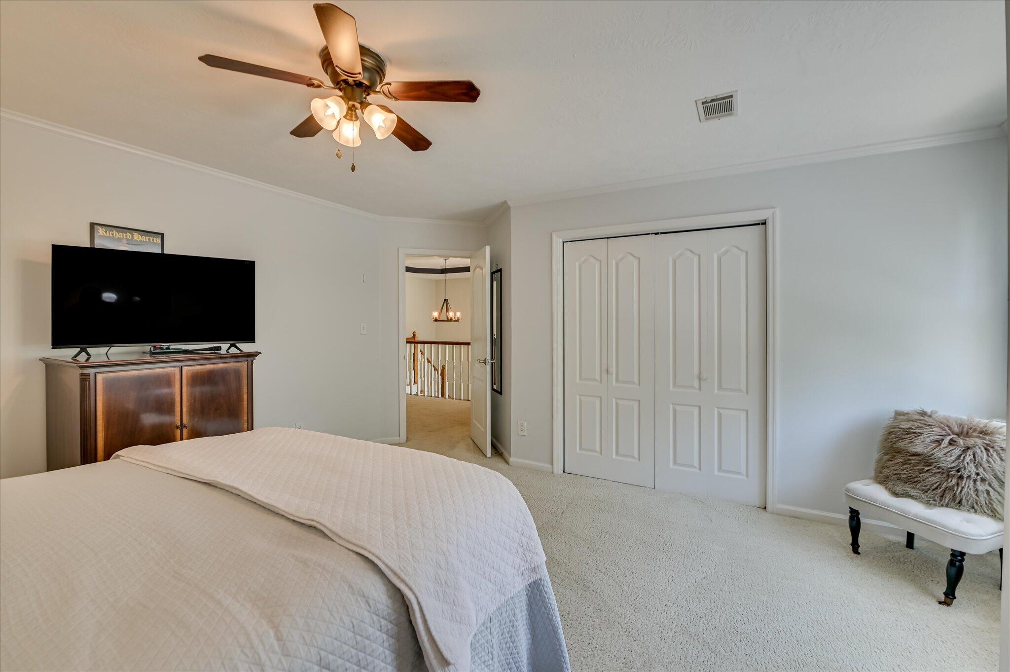 528 Oak Brook Drive