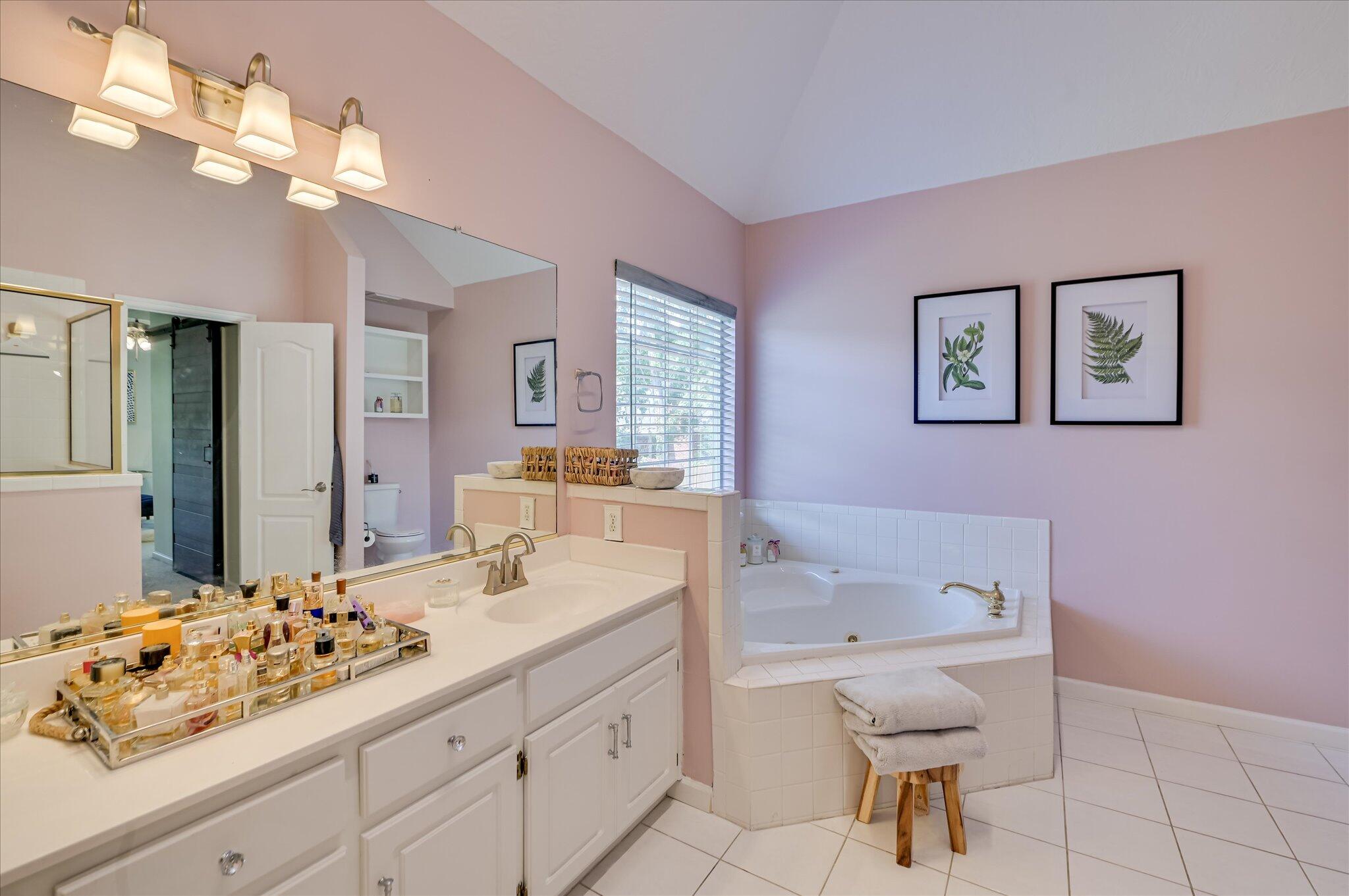 528 Oak Brook Drive
