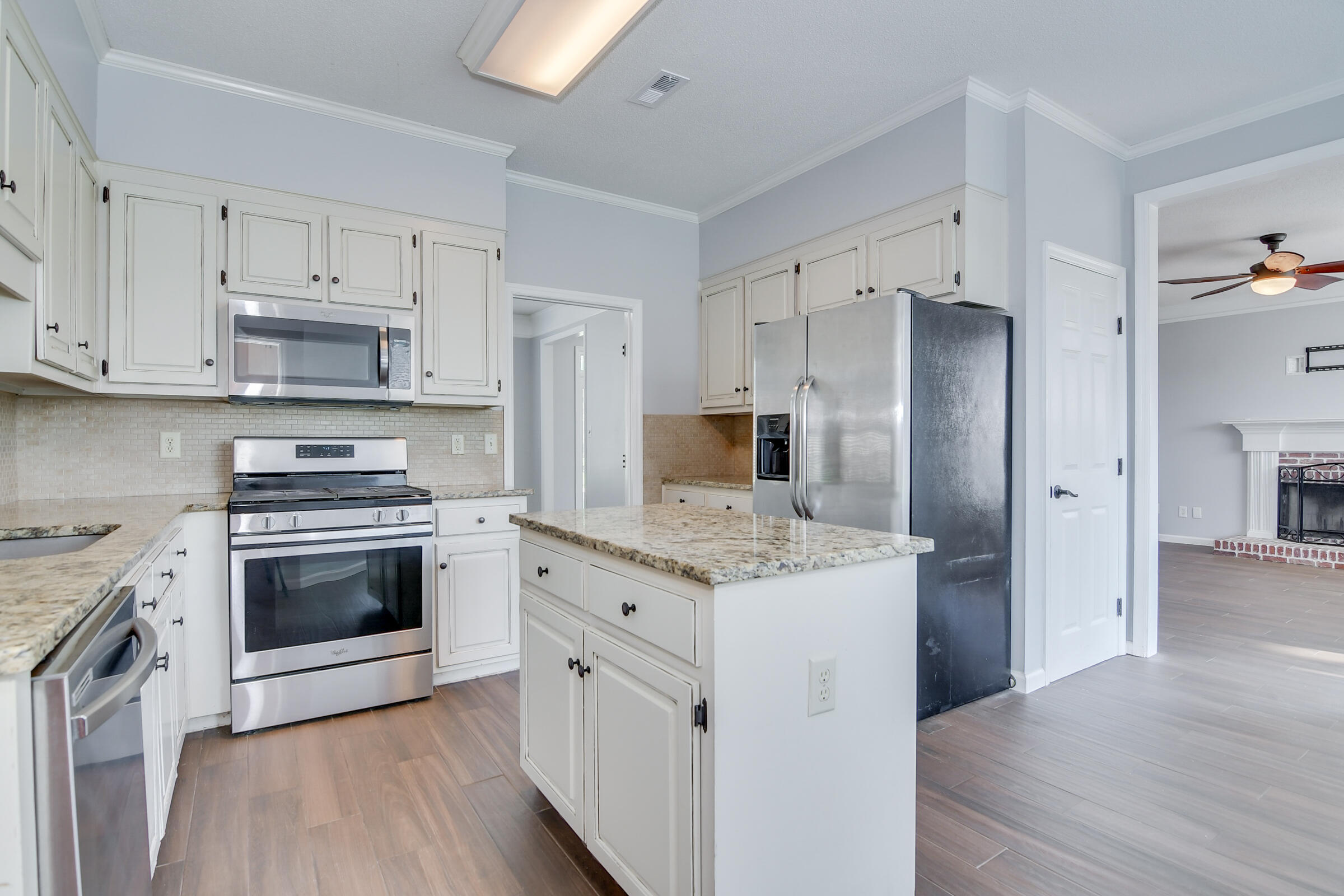 1171 Parkside Trail