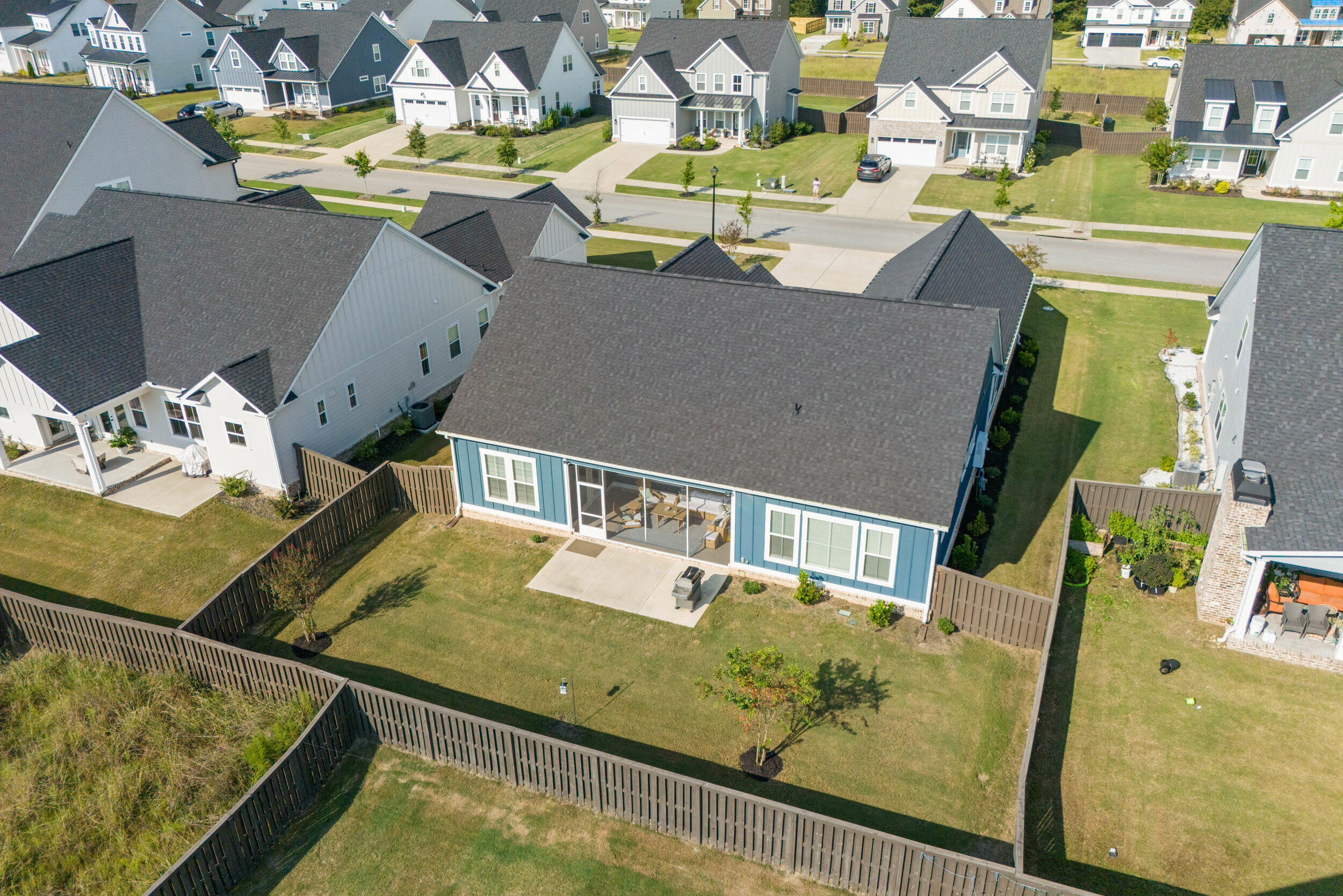 3024 Rosewood Drive
