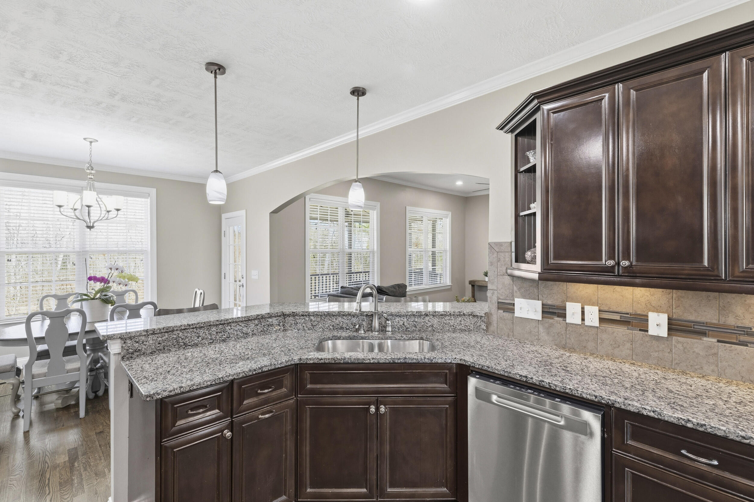 2551 Ravenna Lane