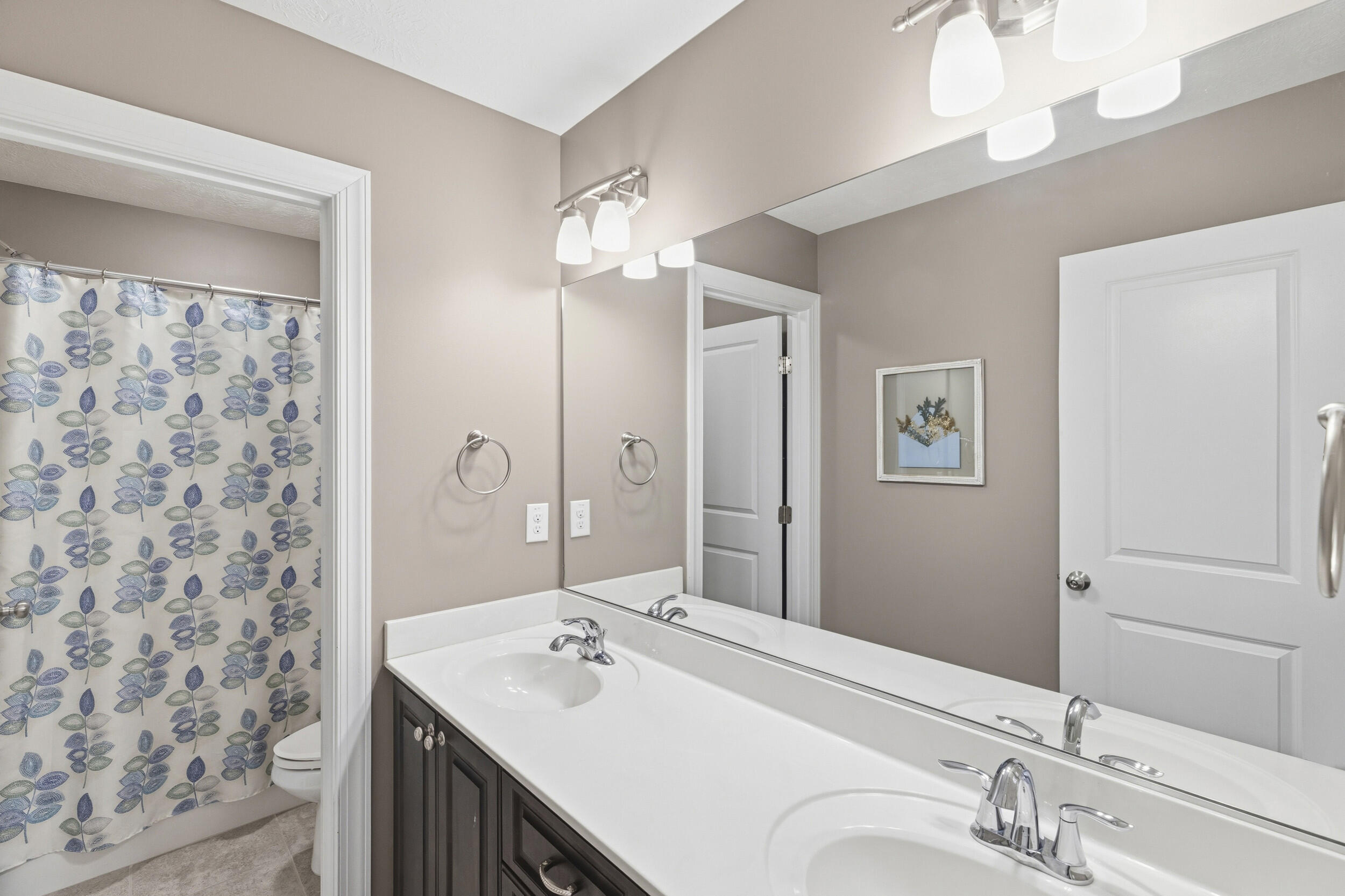 2551 Ravenna Lane