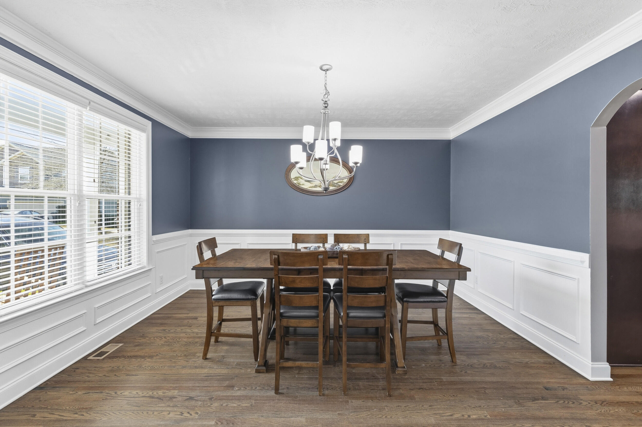 2551 Ravenna Lane