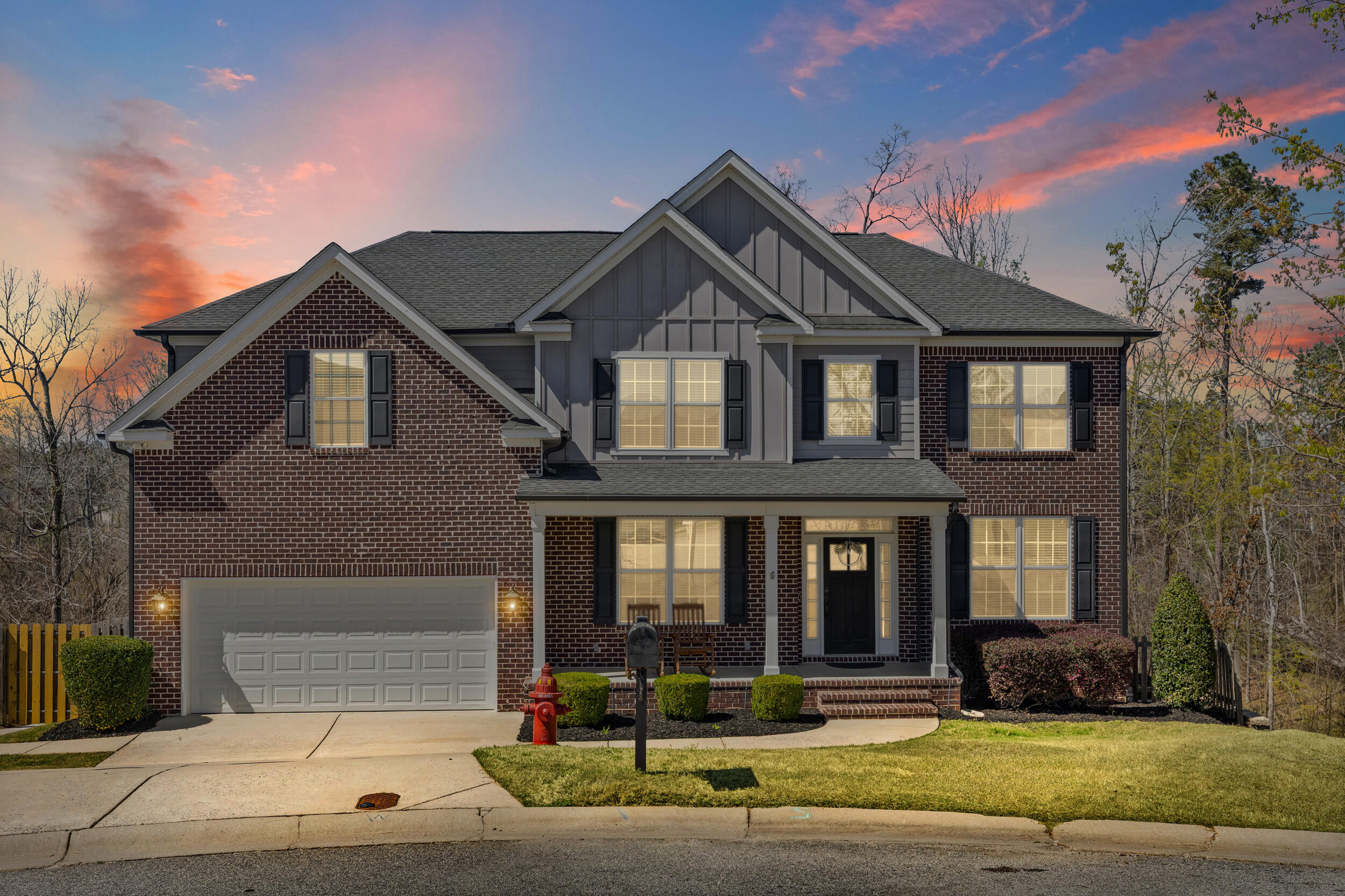 2551 Ravenna Lane