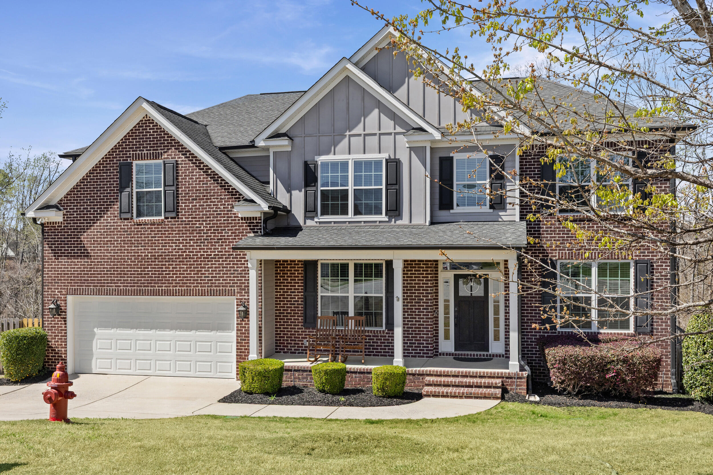 2551 Ravenna Lane