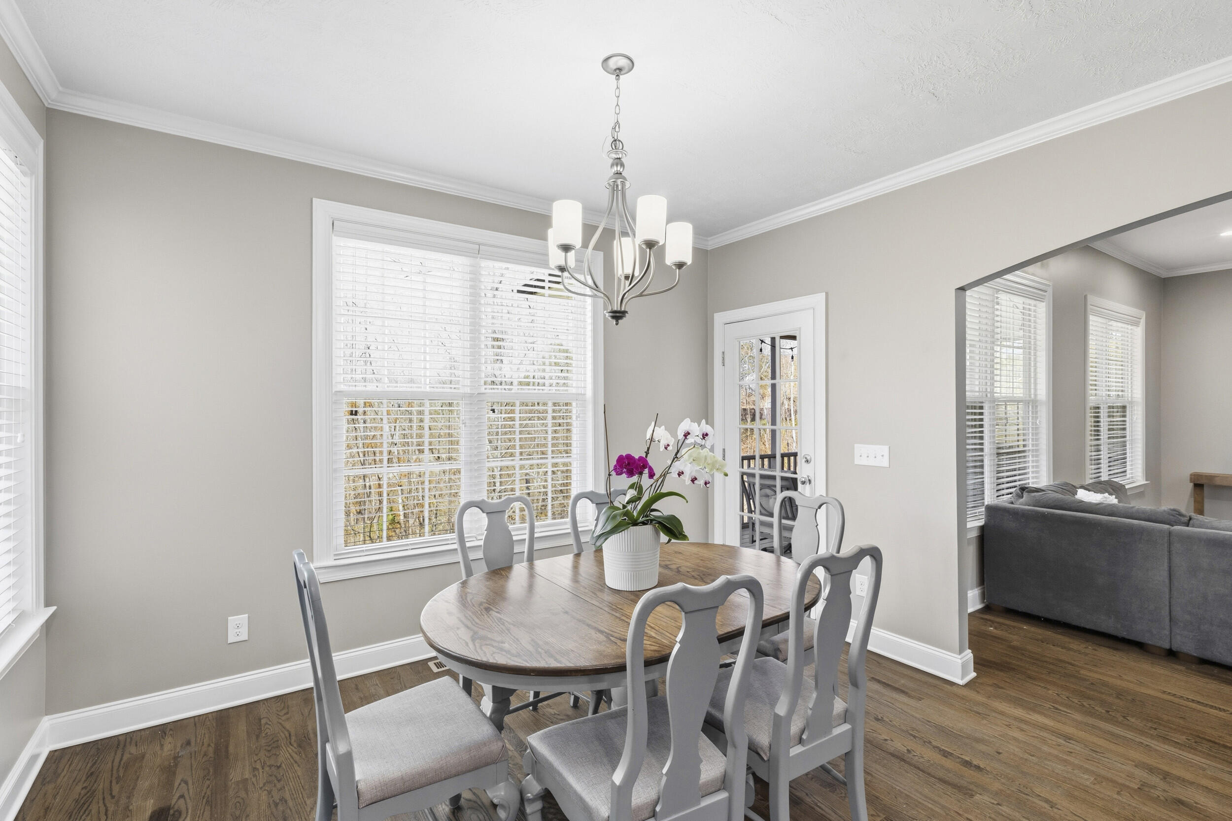 2551 Ravenna Lane