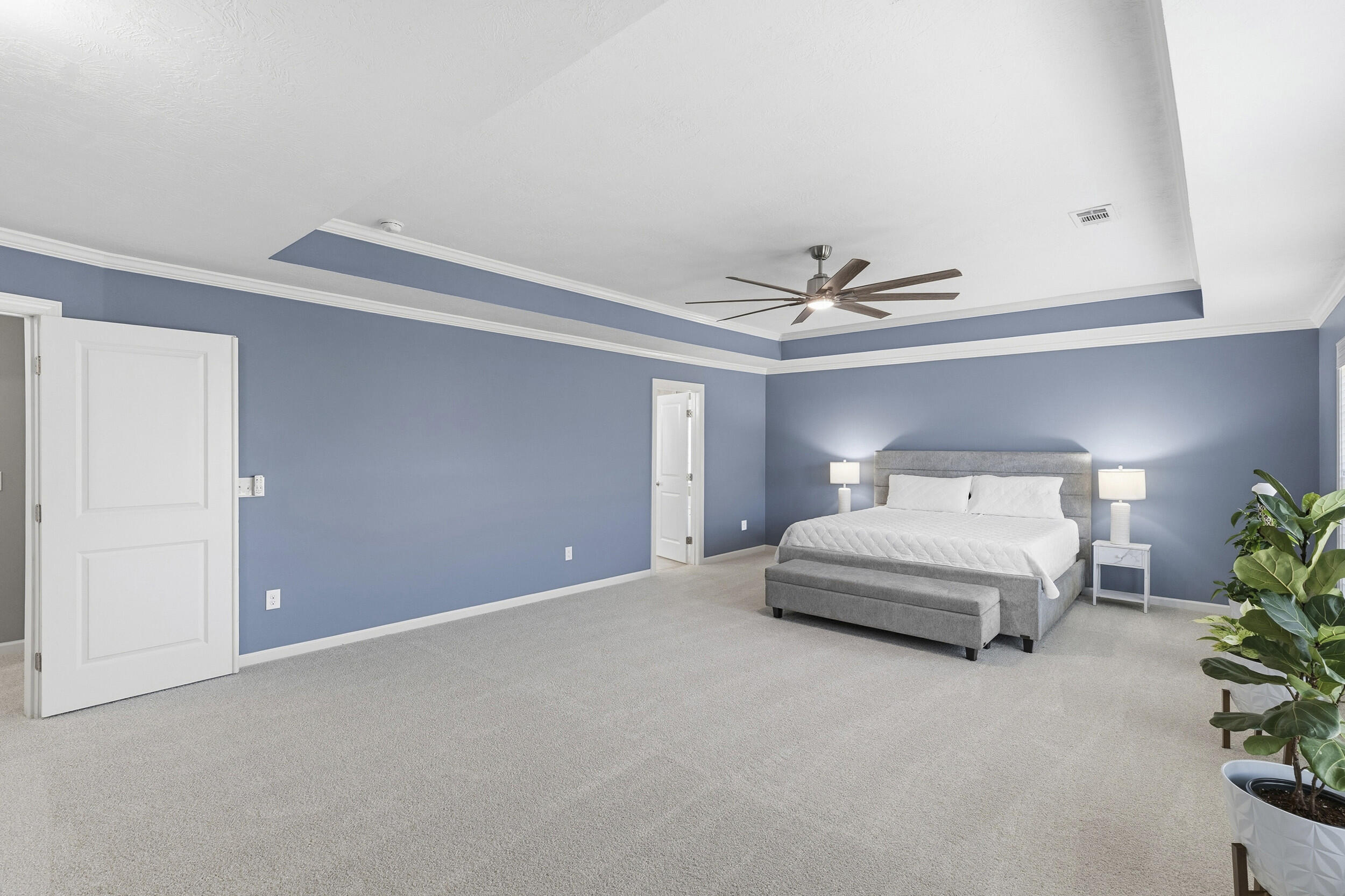 2551 Ravenna Lane