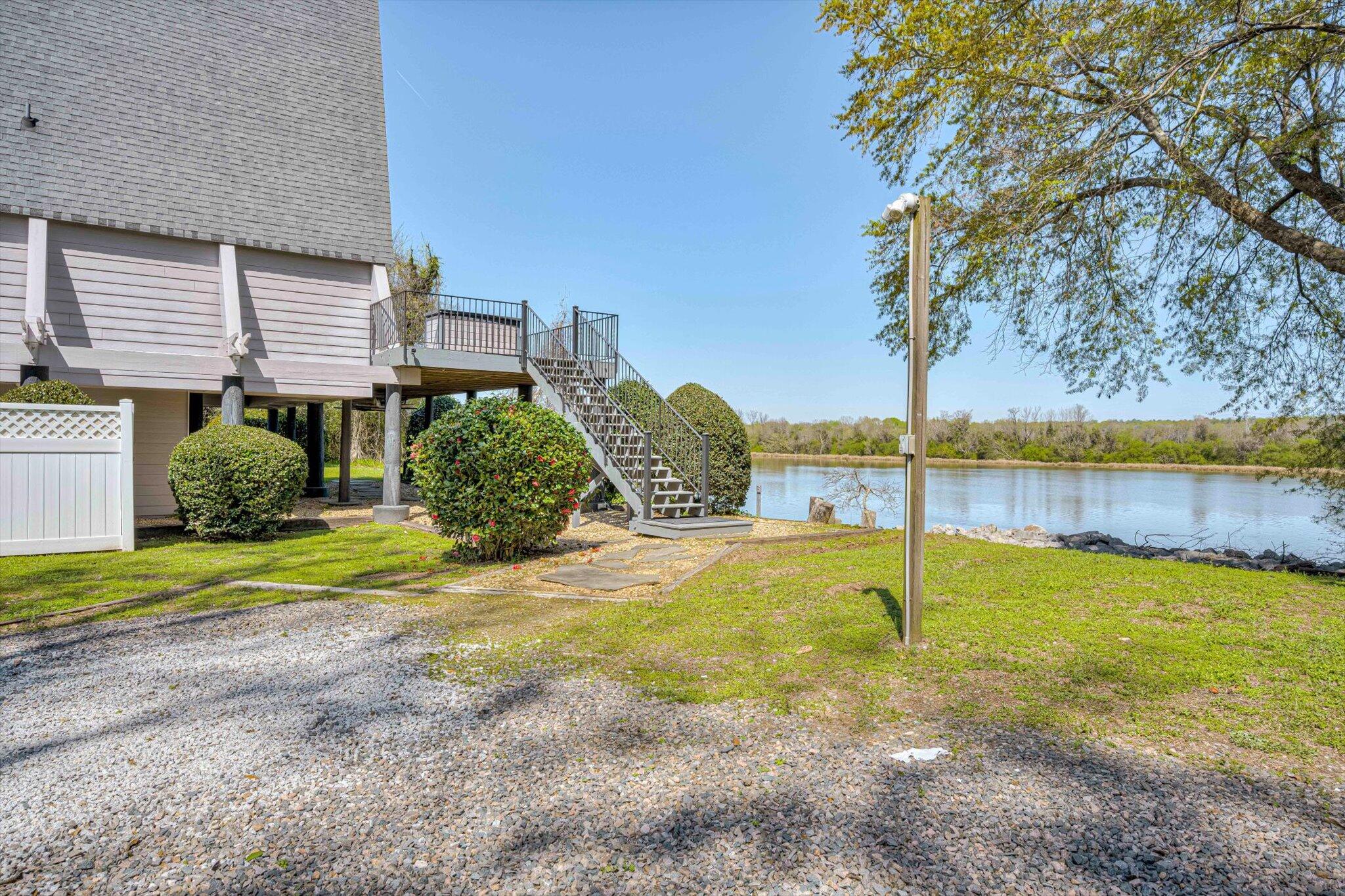 55 Alberclauss Drive