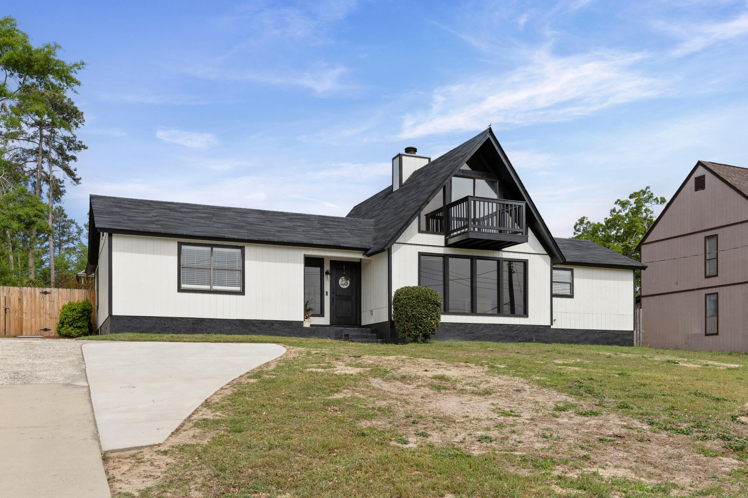 2749 Mayo Road