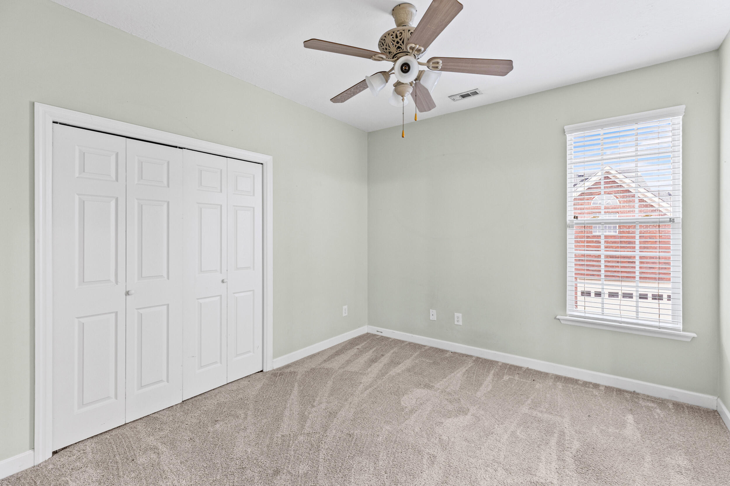 957 Windmill Parkway