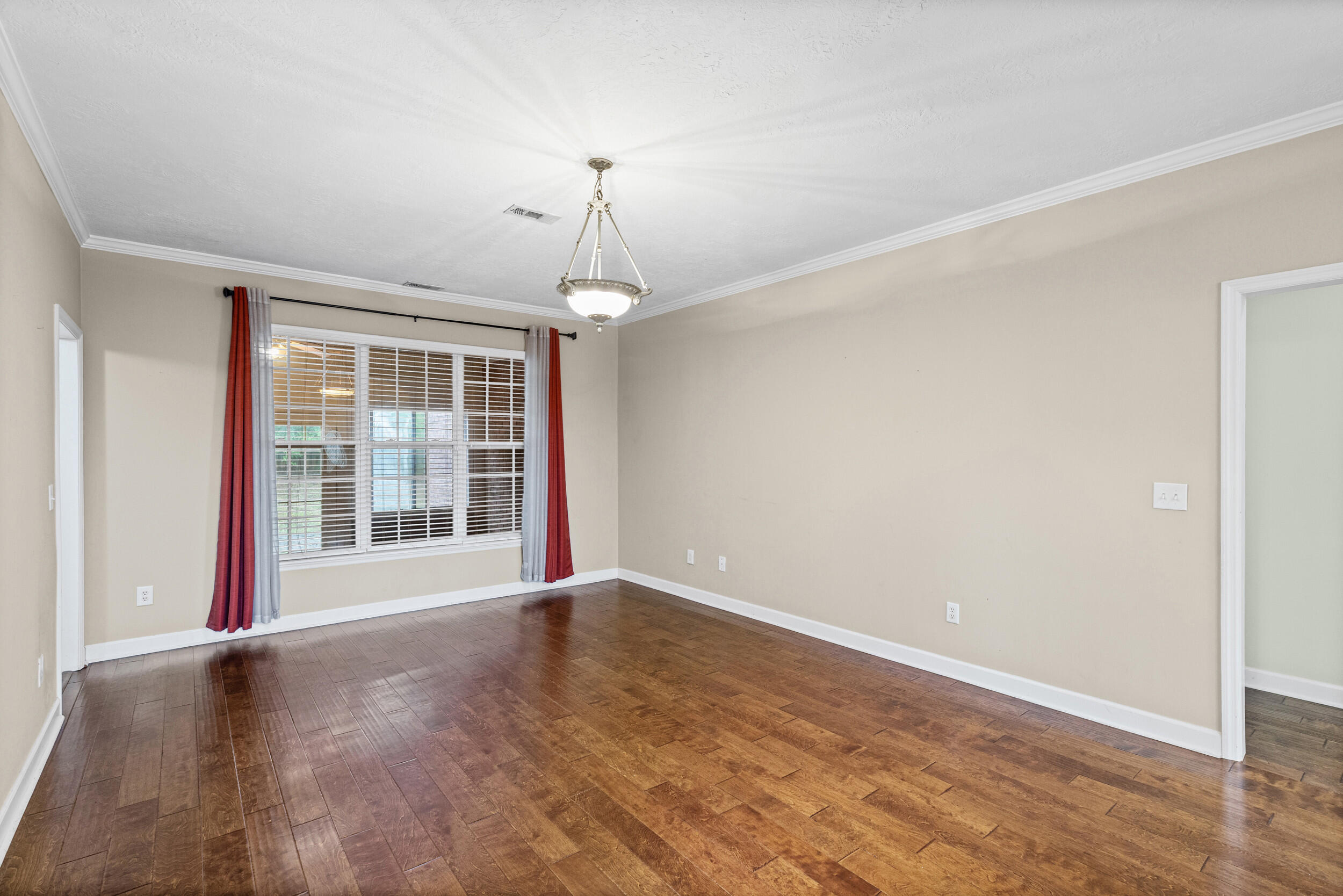 957 Windmill Parkway