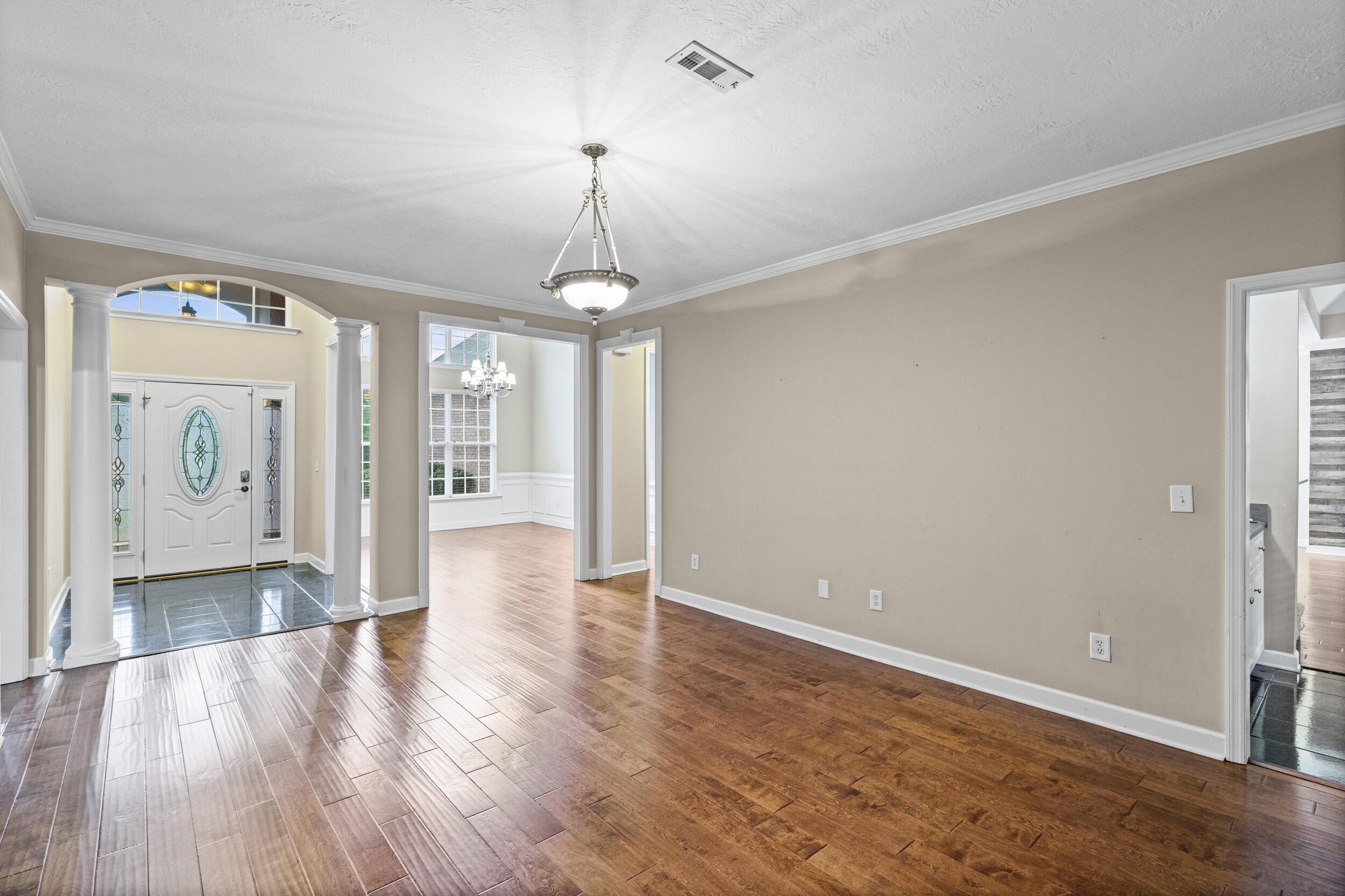 957 Windmill Parkway