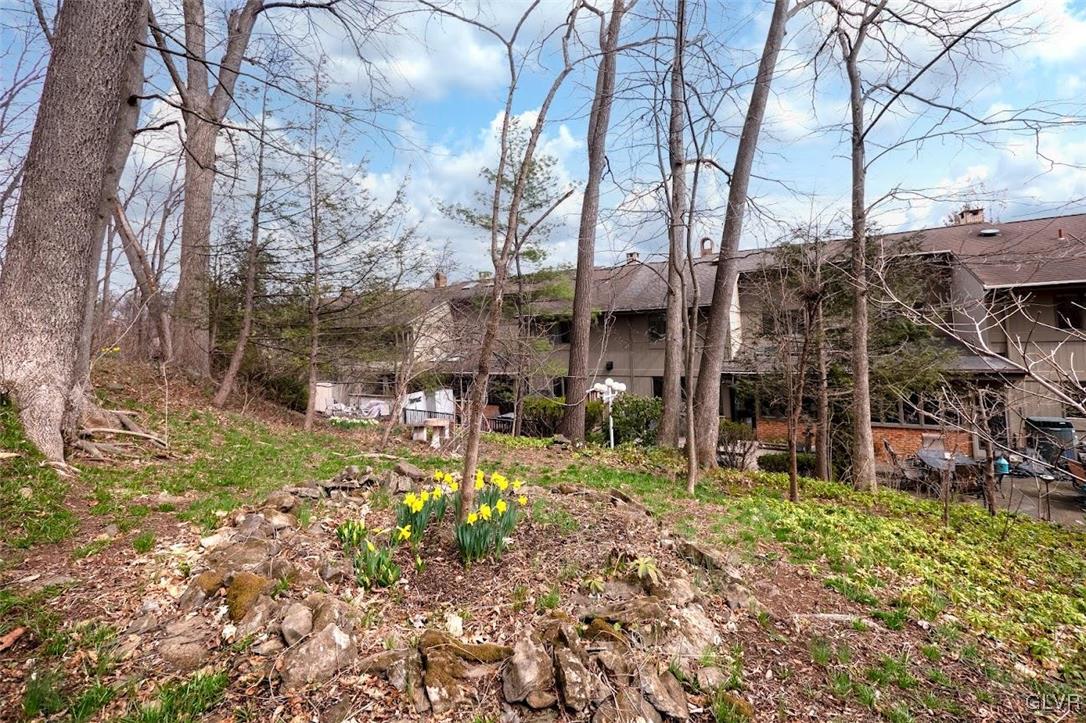 2916 Parkview Circle