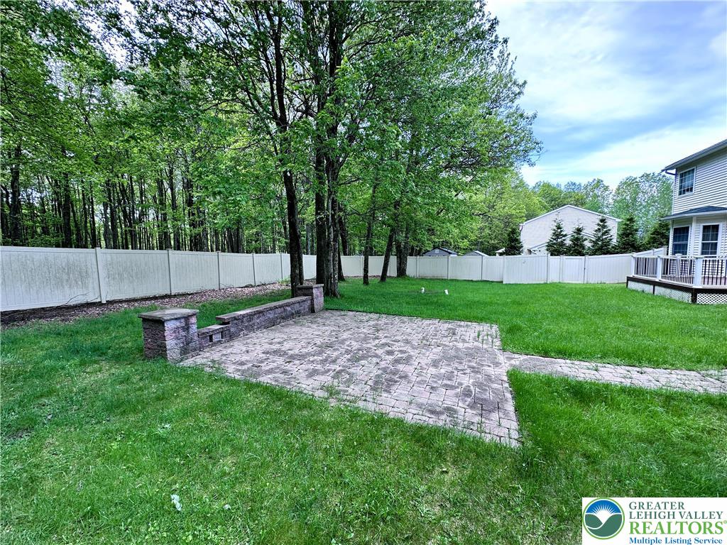 1156 Glade Drive
