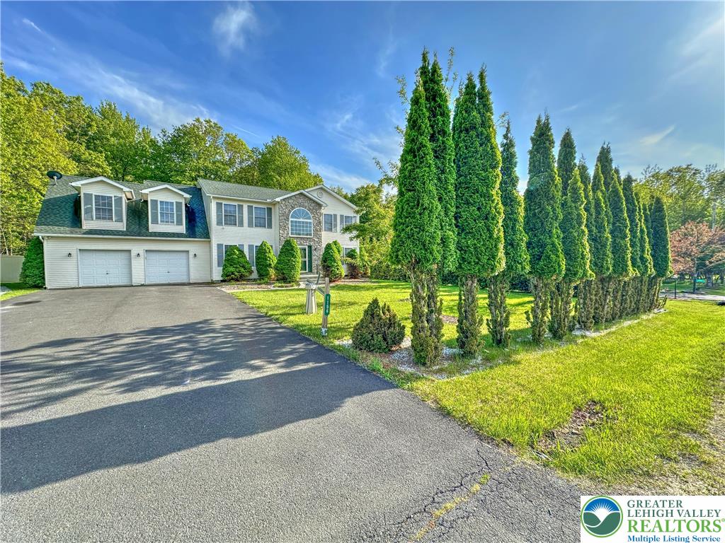 1156 Glade Drive