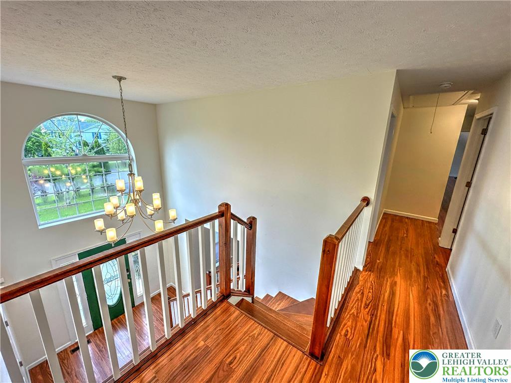 1156 Glade Drive