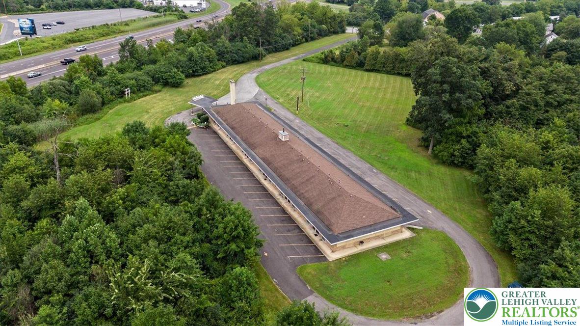 1058 Hausman Road