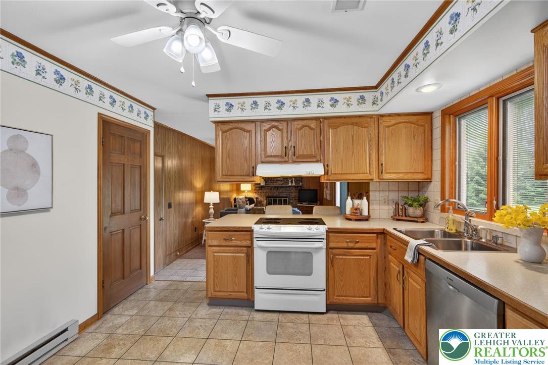 1524 Magnolia Drive