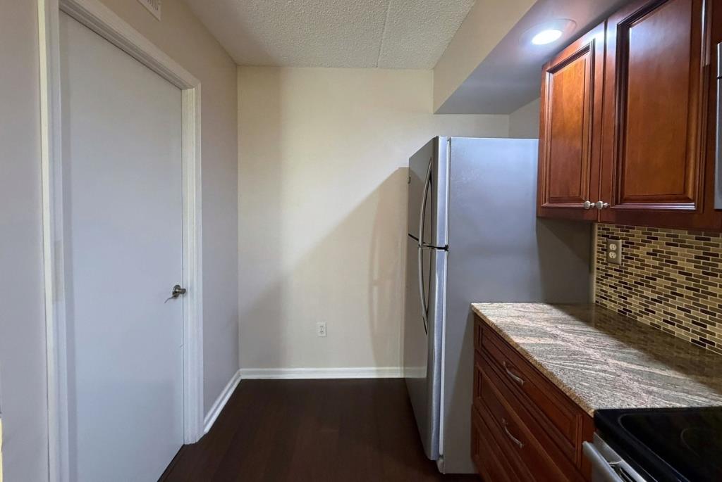 2776 Rolling Green Place