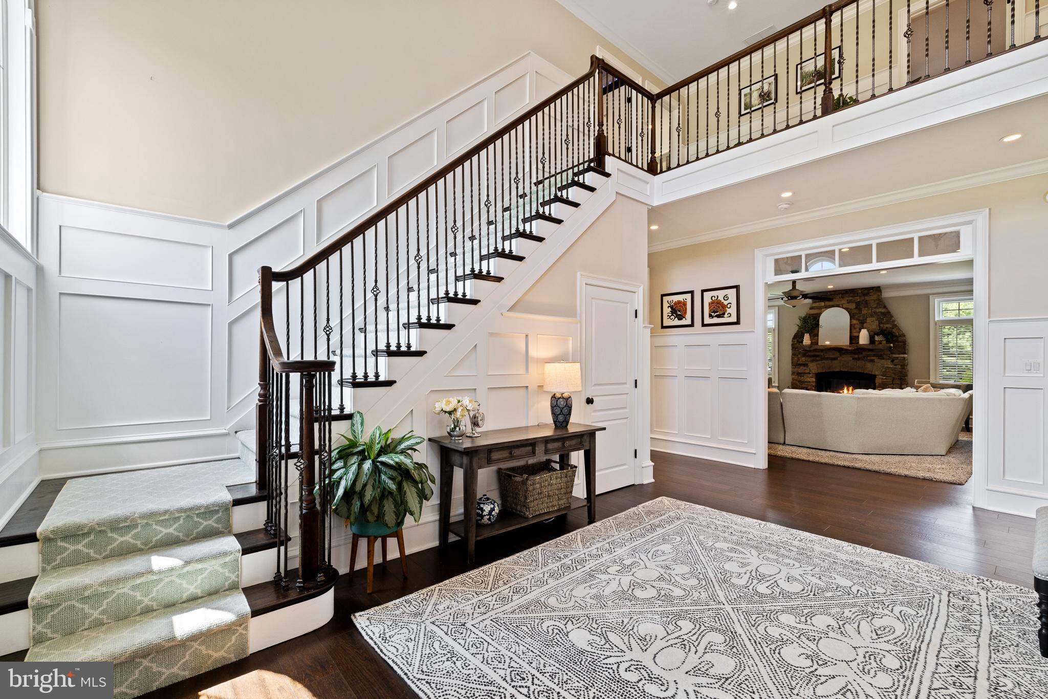 171 Country Club Dr