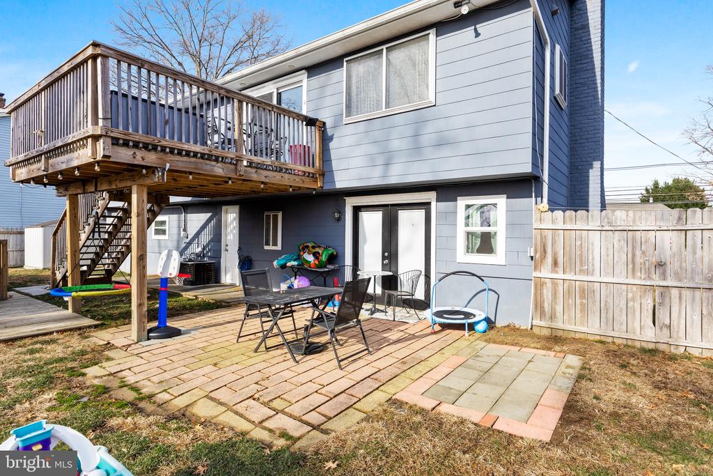 1042 W SOMERDALE ROAD