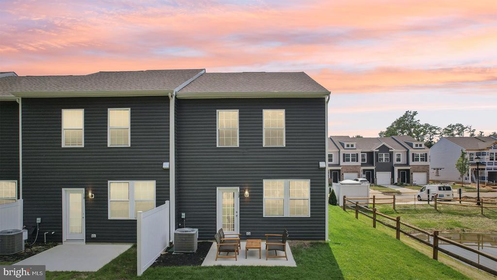 32 WHALER DRIVE