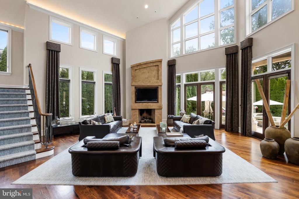 4 SOUTHWOOD DRIVE