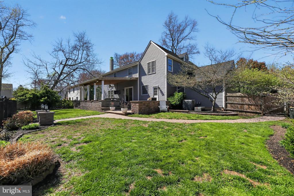 42 CALLISON LANE