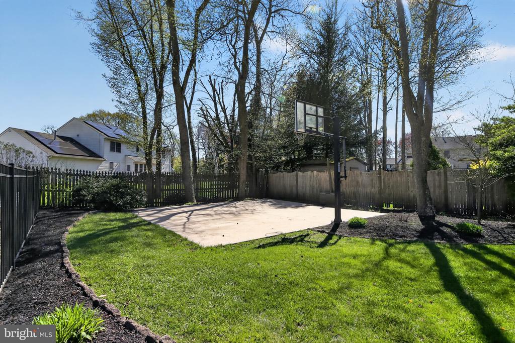 42 CALLISON LANE