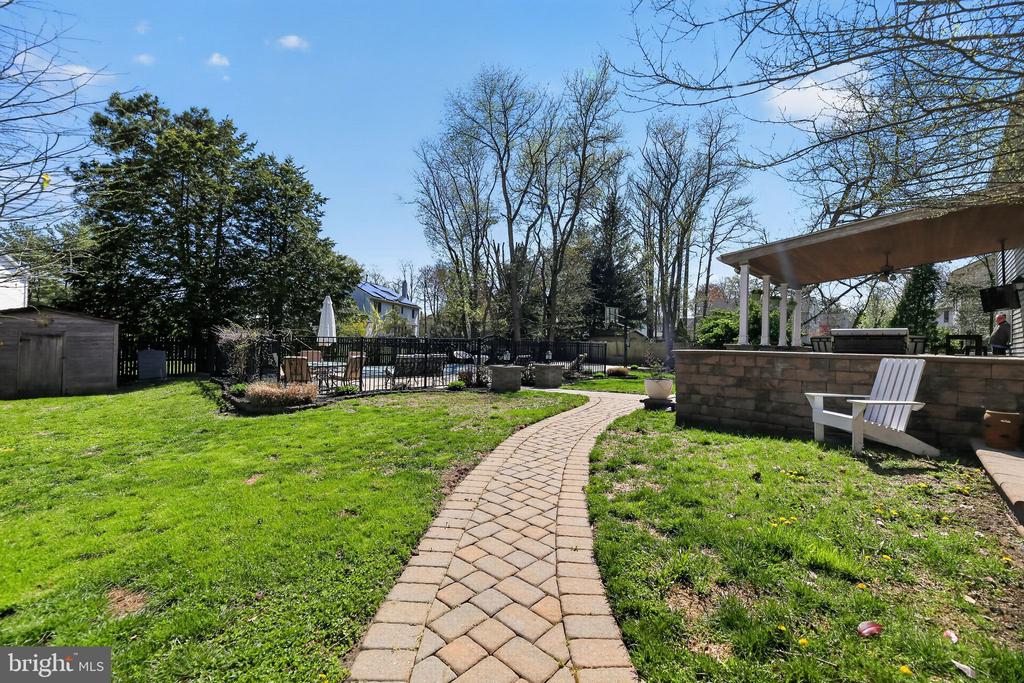 42 CALLISON LANE