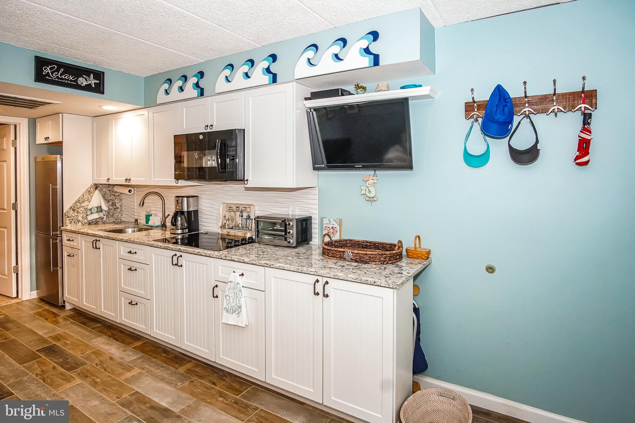 513 E 17th Ave #201