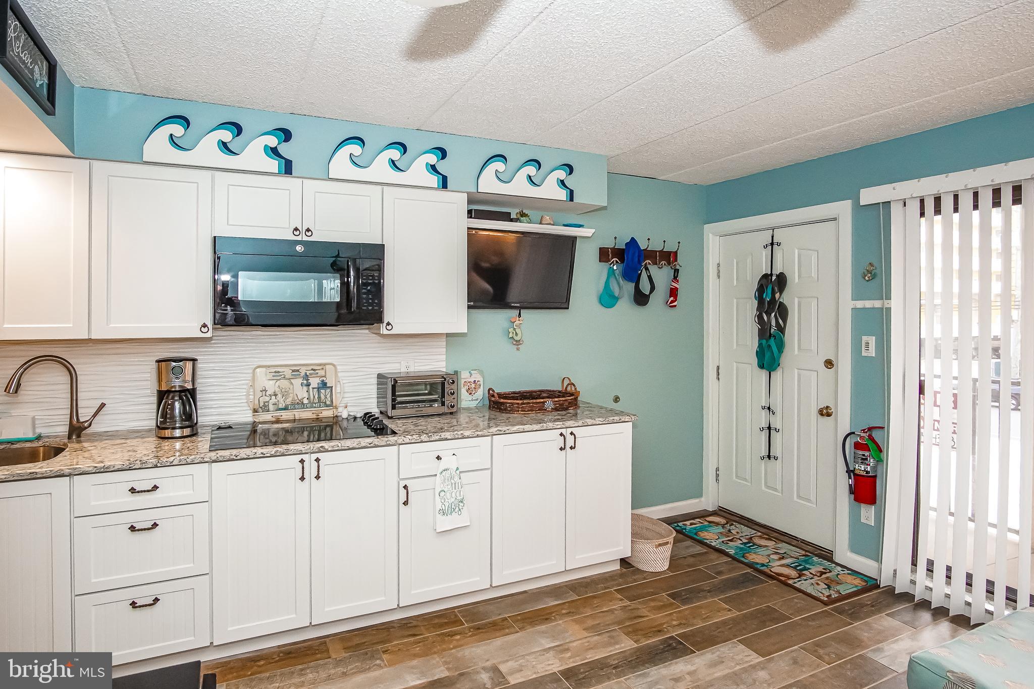 513 E 17th Ave #201