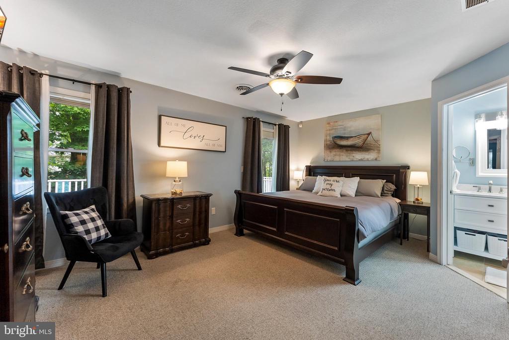 959 LENAPE DRIVE