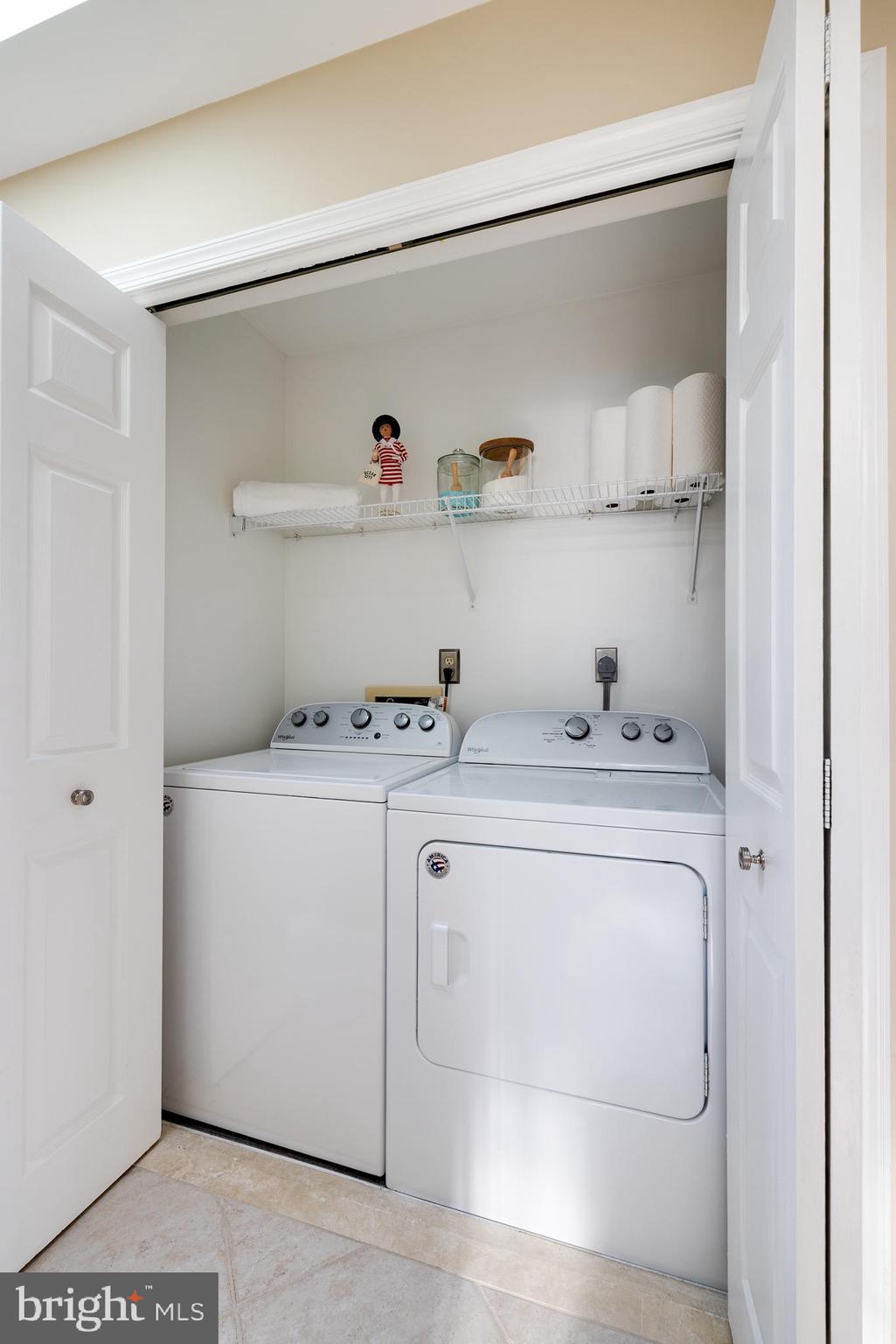 4923 CENTRAL AVENUE 2