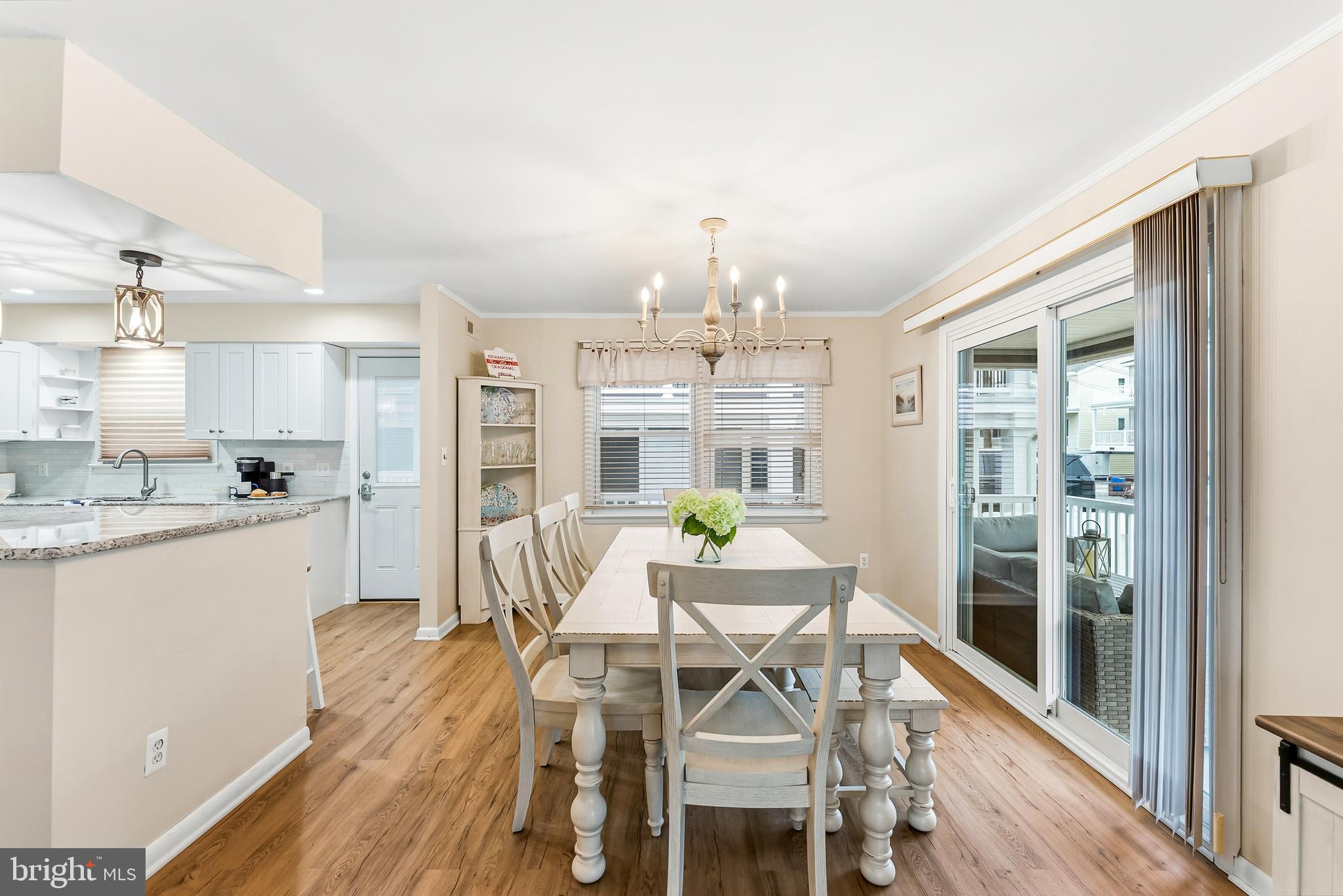 3425 CENTRAL AVENUE -27