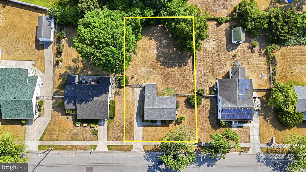 80 BEACHHURST DRIVE