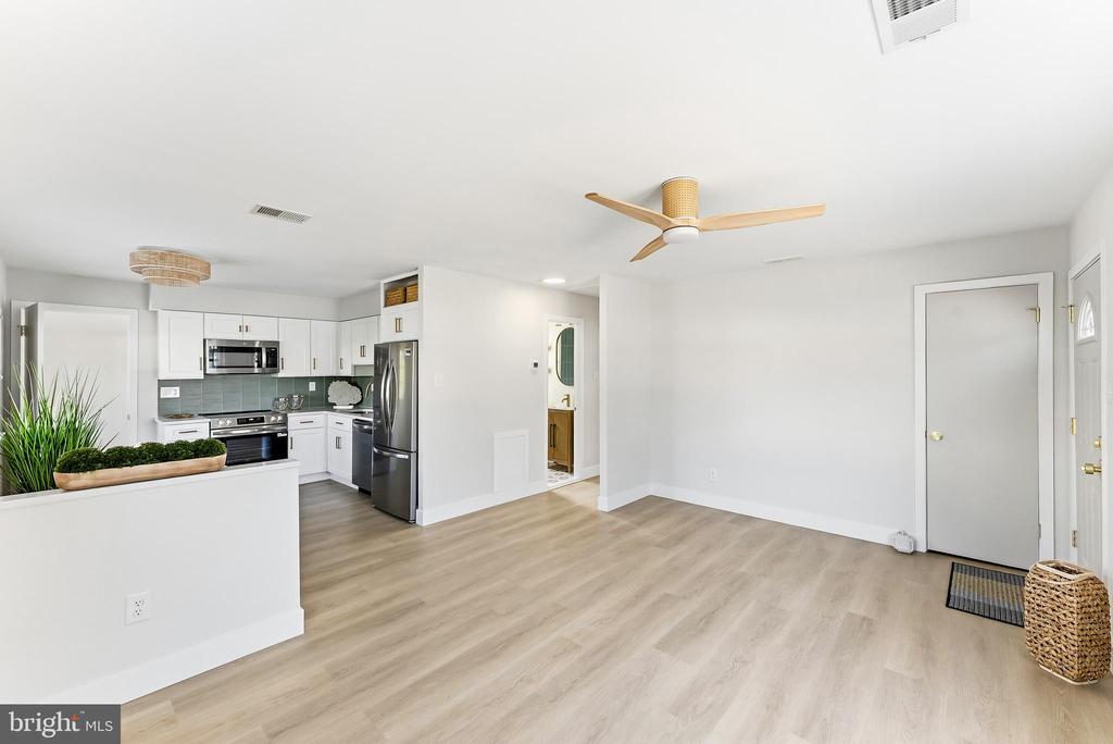 80 BEACHHURST DRIVE