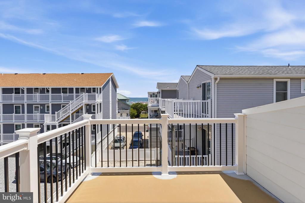 4411 LANDIS AVENUE Unit: 301