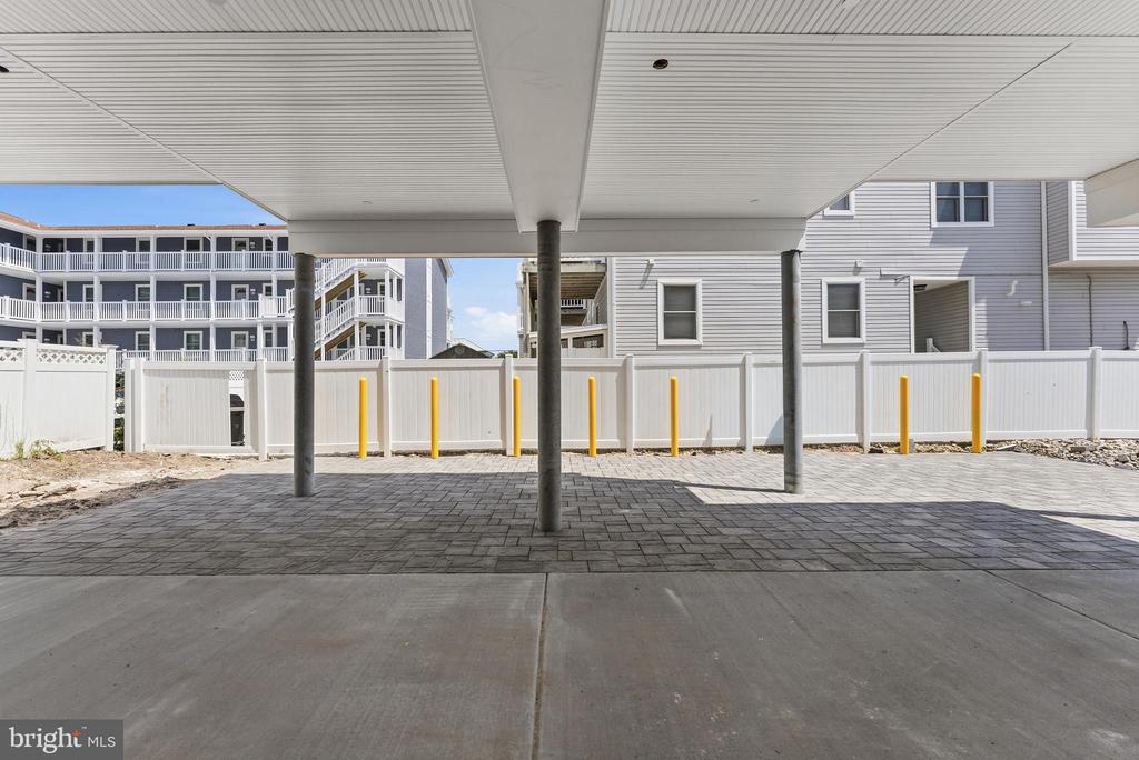 4411 LANDIS AVENUE Unit: 301