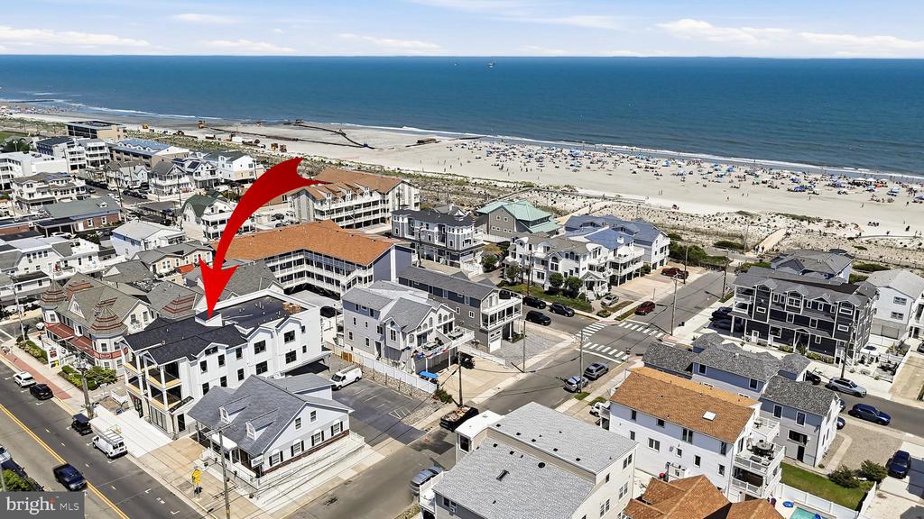 4411 LANDIS AVENUE Unit: 301