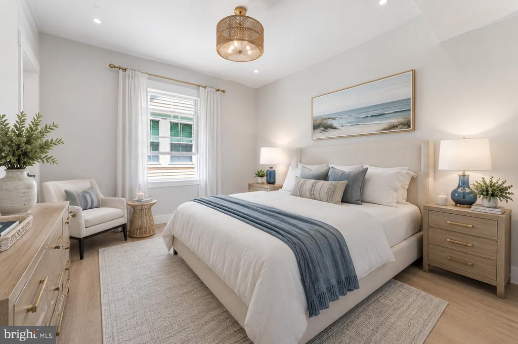 4411 LANDIS AVENUE Unit: 302