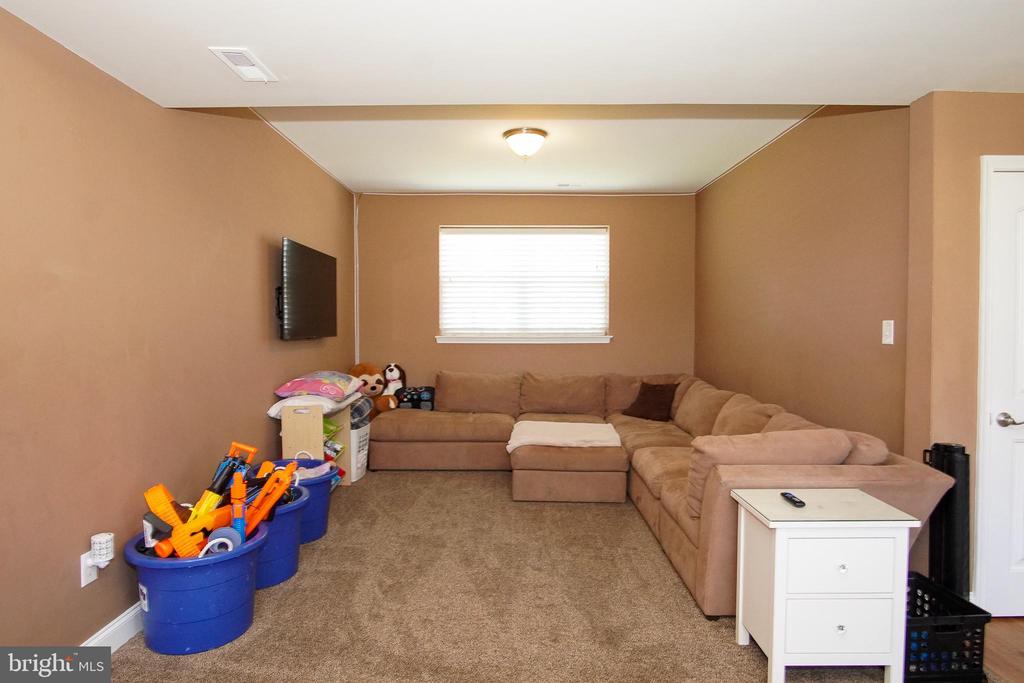 272 RUSHFOIL DRIVE